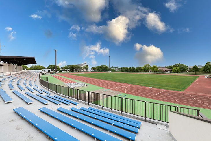 重兵衛スポーツフィールド中台 陸上競技場
